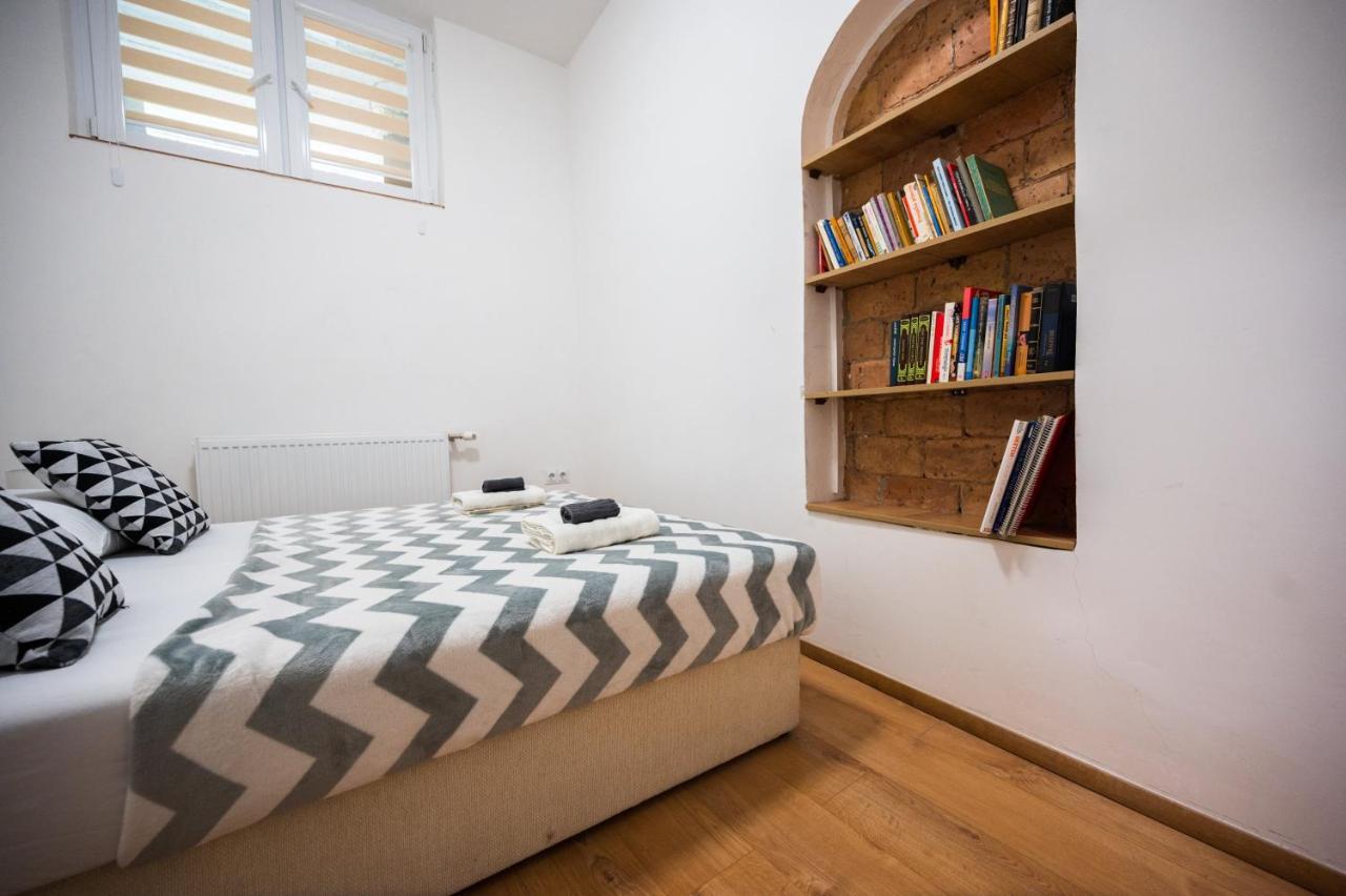 Spacious And Bright 2Bdr Apartment In The Old Town Σαράγεβο Εξωτερικό φωτογραφία